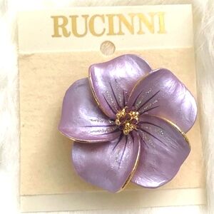 Vintage lavender and gold flower pin